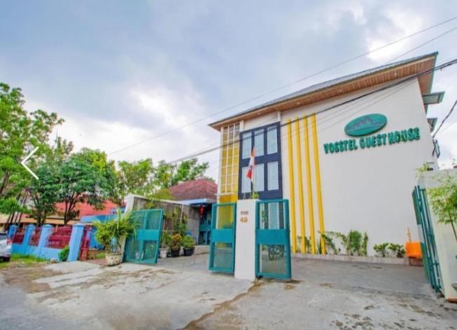 Vosstel Guest House Medan Exterior foto