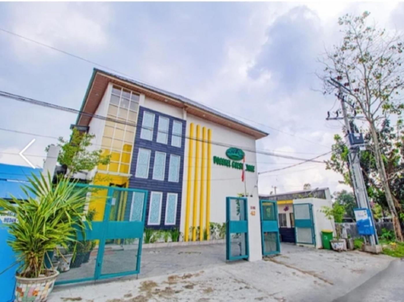 Vosstel Guest House Medan Exterior foto