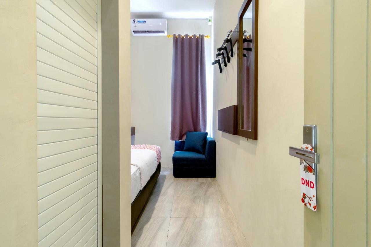 Vosstel Guest House Medan Exterior foto